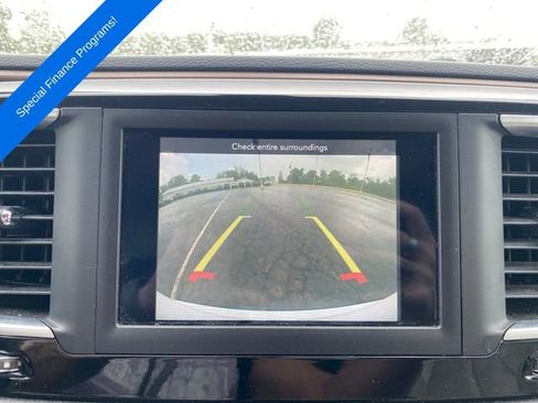 Used 2021 Chrysler Voyager Lxi image 22