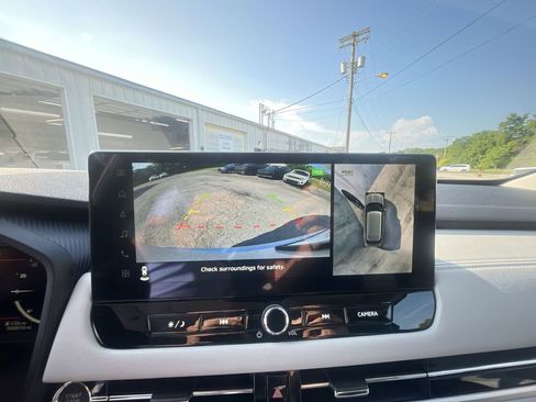 New 2025 Mitsubishi Outlander SE image 17