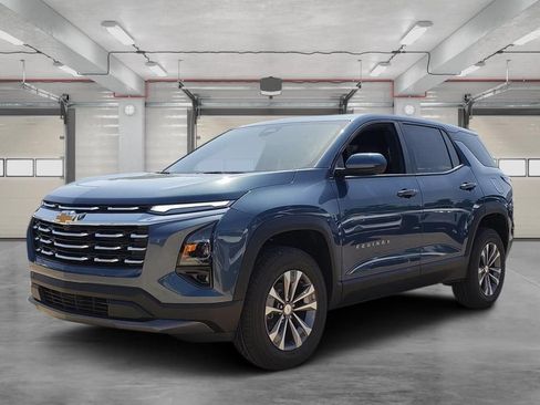 New 2027 Chevrolet Equinox LT w/ Convenience Package II FWD image 8