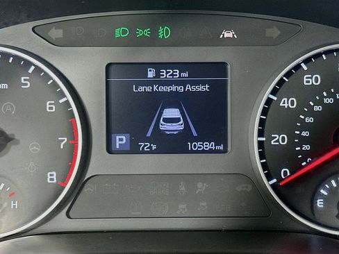 Used 2023 Kia Seltos S FWD image 12
