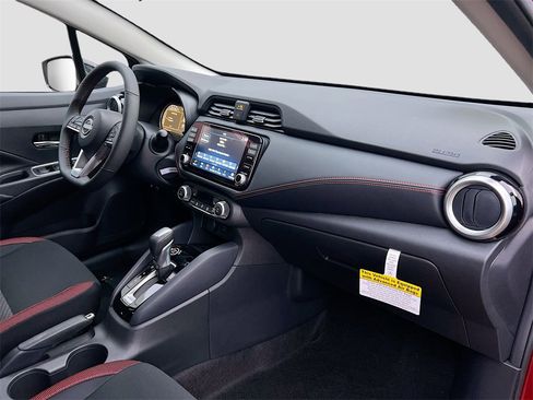 New 2025 Nissan Versa SR image 26