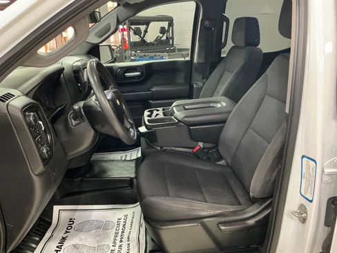 Used 2023 Chevrolet Silverado 1500 W/T w/ Trailering Package image 14