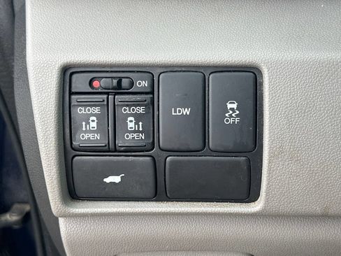 Used 2016 Honda Odyssey EX-L image 19