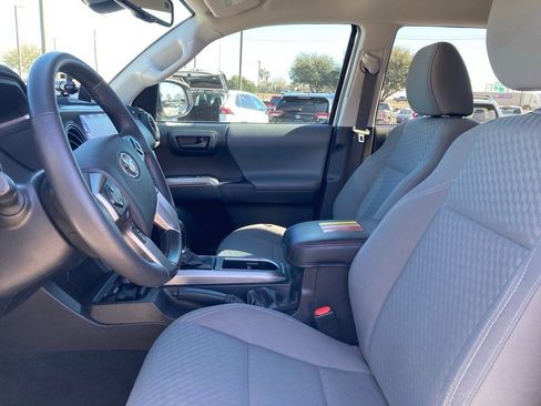 Certified 2023 Toyota Tacoma SR5 image 9