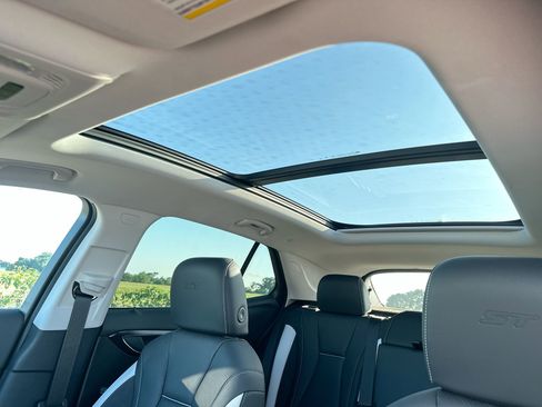 New 2025 Buick Envision Sport Touring image 16