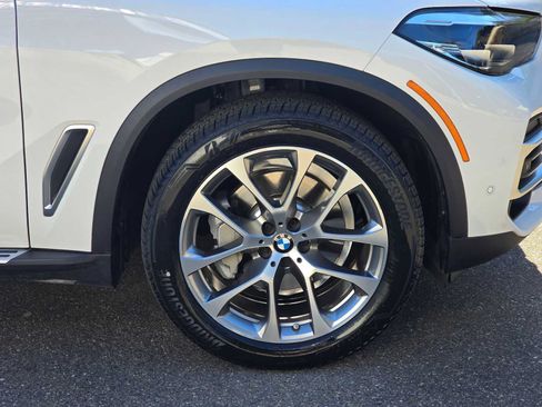 Used 2022 BMW X5 sDrive40i w/ Premium Package RWD image 9