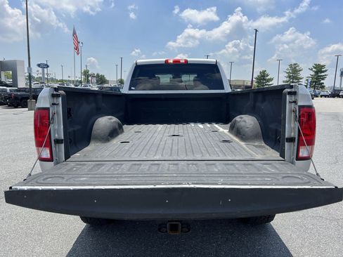 Used 2017 RAM 3500 Tradesman w/ Chrome Appearance Group AWD/4WD image 21