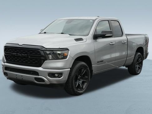 Used 2022 RAM 1500 Big Horn AWD/4WD image 3
