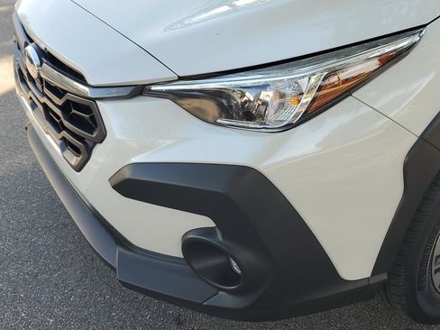 Used 2024 Subaru Crosstrek 2.0i Premium AWD/4WD image 9
