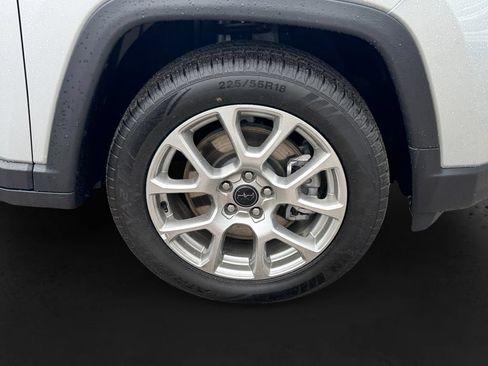 Used 2025 Jeep Compass Limited AWD/4WD image 13