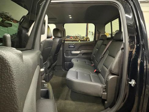 Used 2017 Chevrolet Silverado 1500 LTZ Z71 w/ Midnight Edition image 22