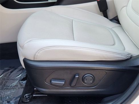 Certified 2025 Hyundai Tucson Limited image 19