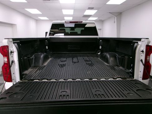 Certified 2025 Chevrolet Silverado 2500 LT w/ Convenience Package AWD/4WD image 9