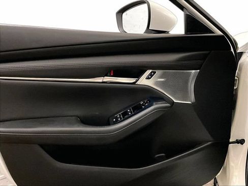 Used 2020 MAZDA MAZDA3 AWD Sedan w/ Premium Package image 22