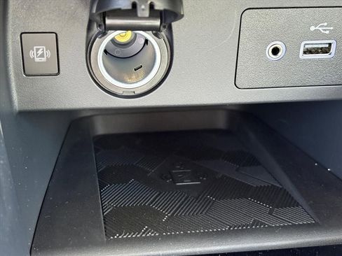 New 2025 Nissan Versa SV w/ Trunk Package image 14