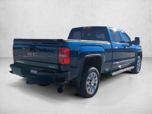 Used 2016 GMC Sierra 2500 Denali w/ Duramax Plus Package image 5