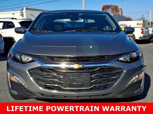 Used 2023 Chevrolet Malibu LT image 2