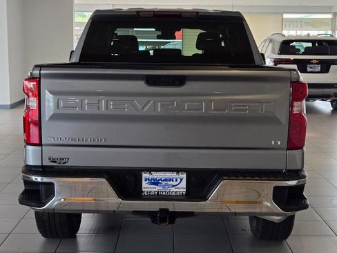 Used 2024 Chevrolet Silverado 1500 LT AWD/4WD image 11