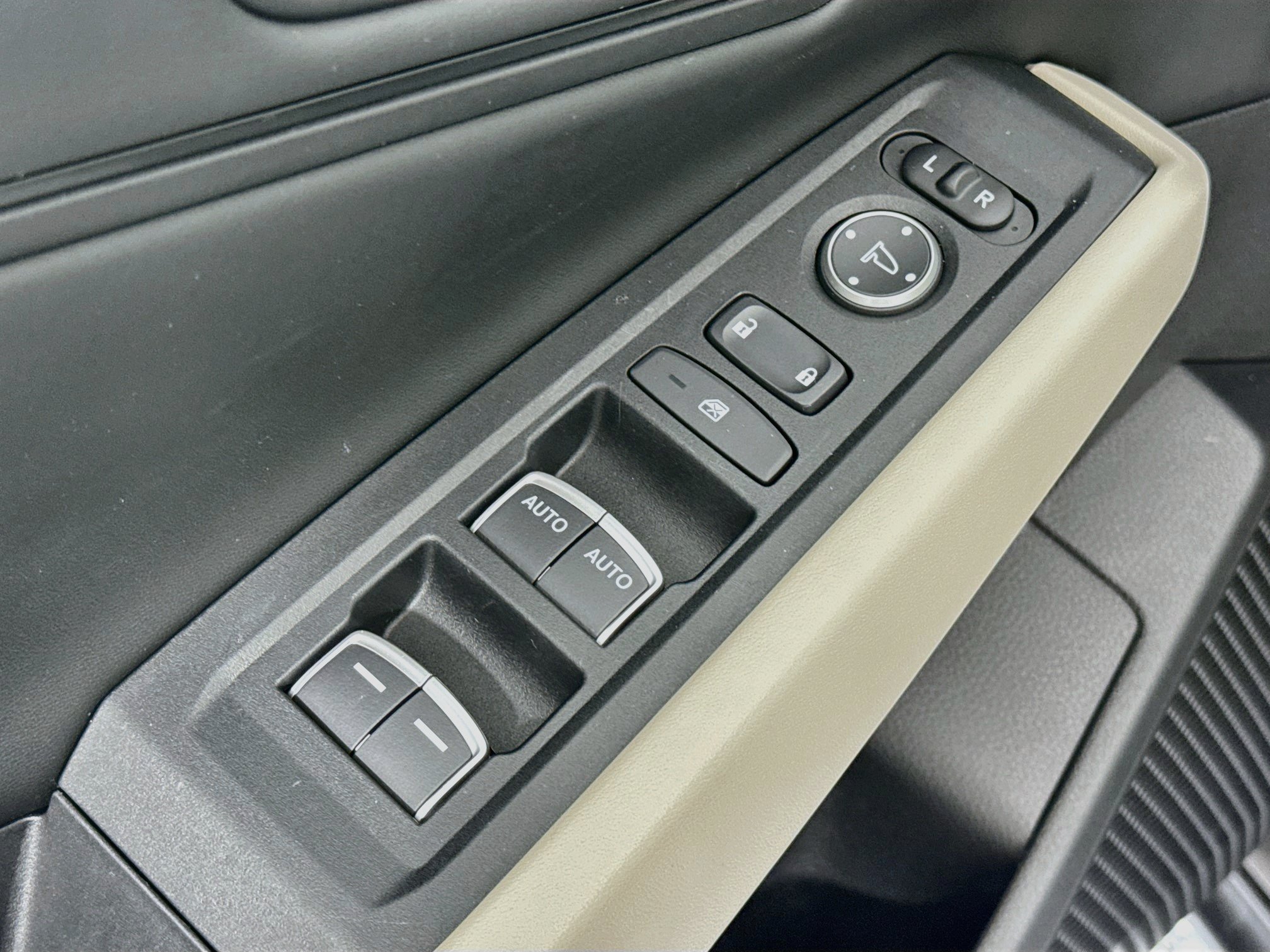 Certified 2024 Honda Accord EX image 17