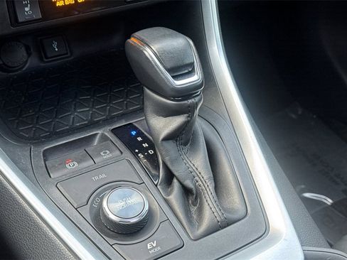 Certified 2021 Toyota RAV4 XSE w/ XSE Grade Weather Package image 20