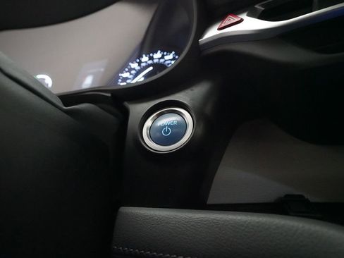 Used 2023 Toyota Sienna XLE image 32