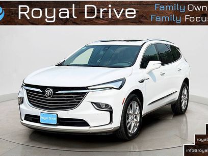 Used 2022 Buick Enclave Essence w/ Experience Buick Package
