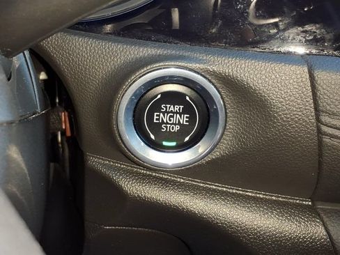 Used 2023 Buick Encore GX Select w/ Sport Touring Package FWD image 33
