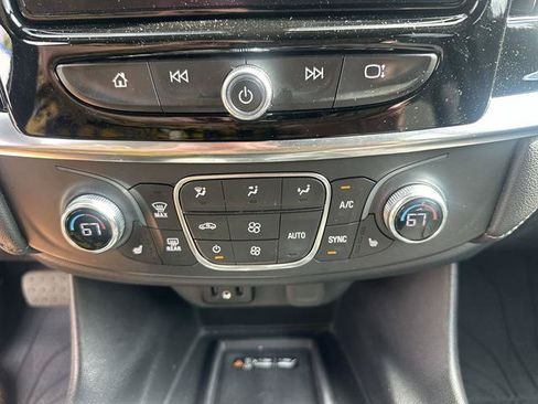 Used 2023 Chevrolet Traverse LT w/ LPO, Floor Liner Package AWD/4WD image 16