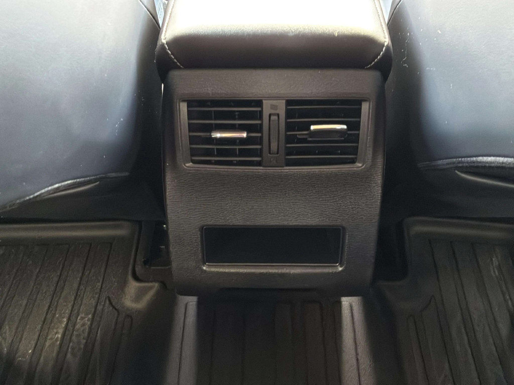 Used 2025 Mitsubishi Outlander SE FWD image 20