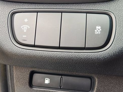 Used 2018 Kia Sorento L FWD image 21
