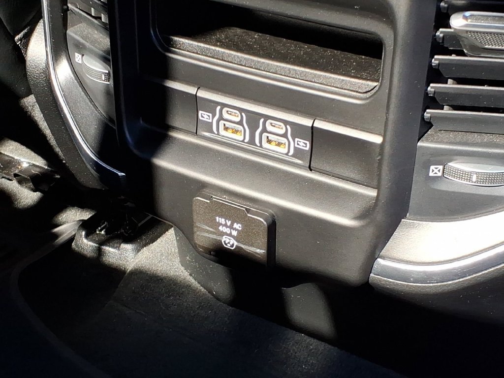 Used 2021 RAM 1500 Laramie w/ Sport Appearance Package AWD/4WD image 15