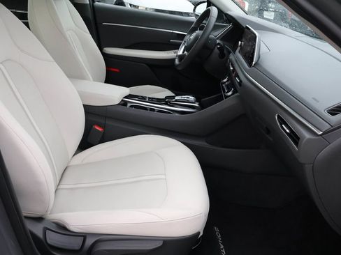 Used 2023 Hyundai Sonata SEL w/ Convenience Package FWD image 34