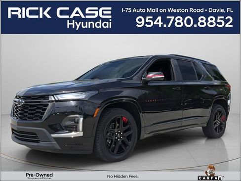 Used 2022 Chevrolet Traverse Premier w/ Redline Edition FWD image 1
