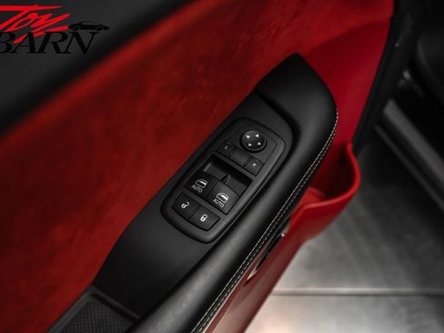 Used 2016 Dodge Challenger SRT Hellcat image 20