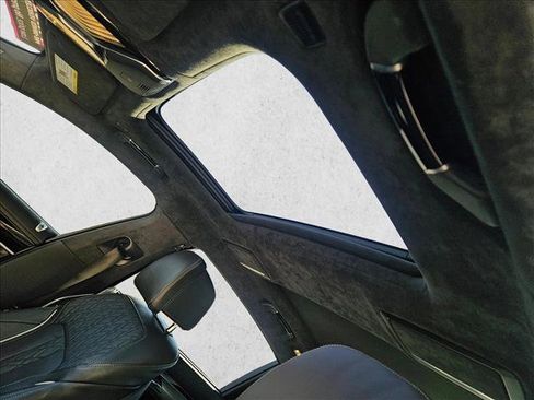 Used 2020 BMW M760i xDrive w/ Luxury Rear Seating Package image 15