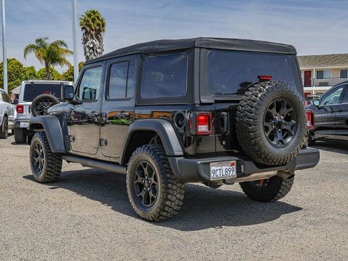 Used 2022 Jeep Wrangler Unlimited Sport AWD/4WD image 6