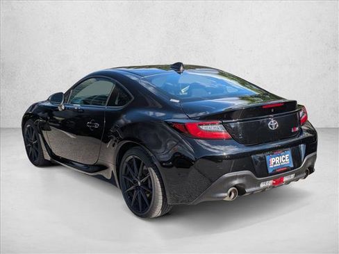Used 2024 Toyota GR86 RWD image 7
