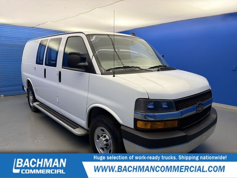 Used 2024 Chevrolet Express 2500 w/ Driver Convenience Package RWD image 1