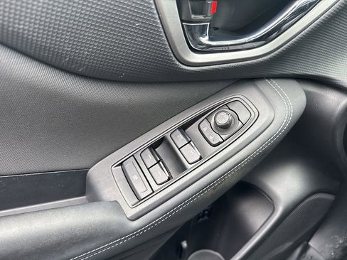 Used 2022 Subaru Forester Premium image 24