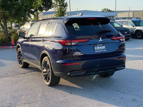 Used 2022 Mitsubishi Outlander SE AWD/4WD image 5