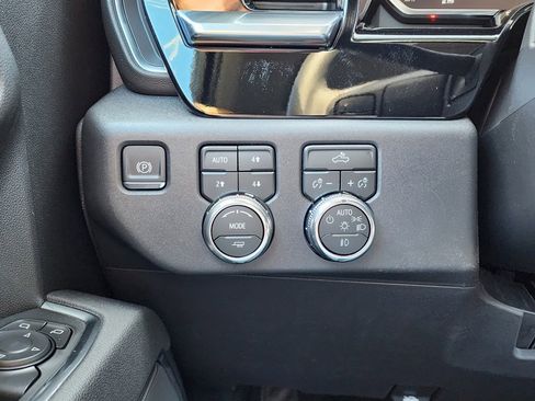 New 2026 GMC Sierra 1500 Elevation w/ X31 Off-Road Package image 19