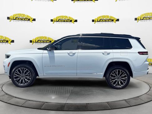 Used 2024 Jeep Grand Cherokee L Summit AWD/4WD image 2