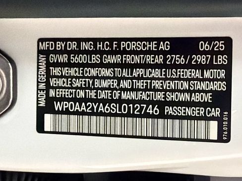 Certified 2025 Porsche Panamera 4 AWD/4WD image 35