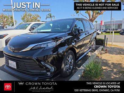 Used 2026 Toyota Sienna XLE