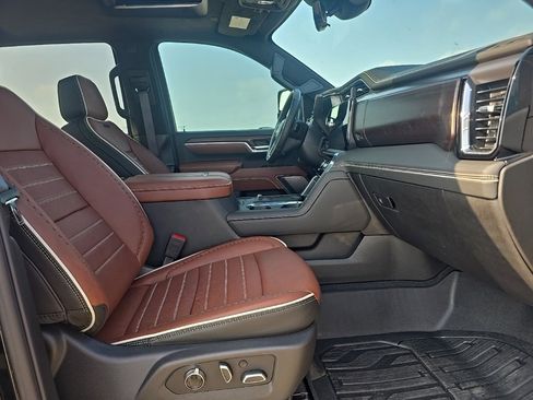 Used 2026 GMC Sierra 2500 Denali Ultimate image 19