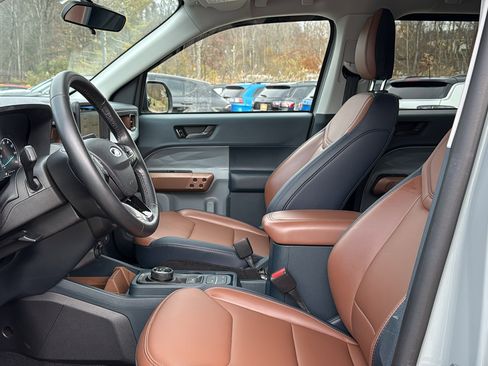 Used 2023 Ford Maverick Lariat w/ Equipment Group 500A Standard image 13