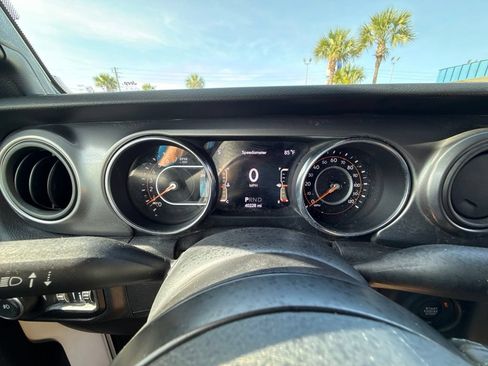 Used 2021 Jeep Wrangler Sport w/ LED Headlamp & Fog Lamp Group AWD/4WD image 6