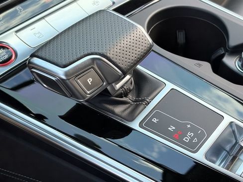 Used 2021 Audi RS 6 w/ Executive Package AWD/4WD image 30