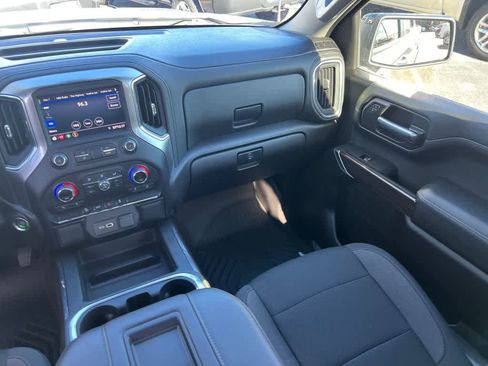 Used 2021 Chevrolet Silverado 1500 RST image 22