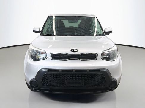 Used 2015 Kia Soul + FWD image 2
